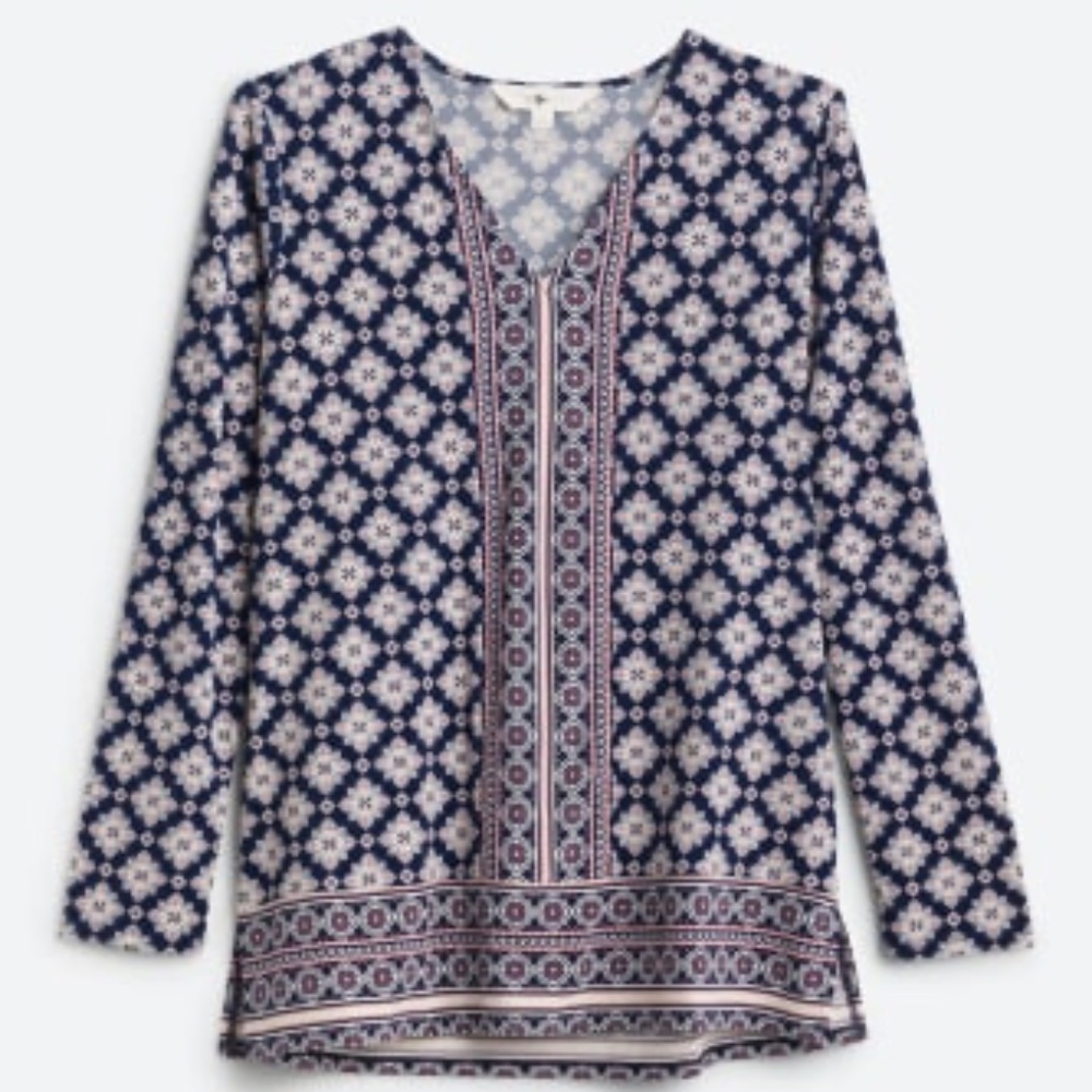 Tunic Length V neck Knit Top